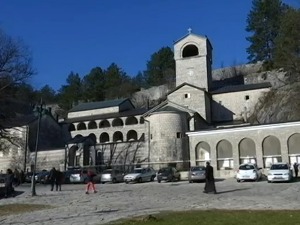 Напето у Црној Гори уочи устоличења митрополита Јоаникија, власти не очекују нереде