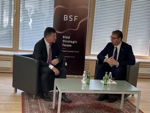 Лајчак се састао са Вучићем и Куртијем