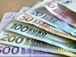 Паре су само кад су у кешу – новчанице евра славе 20 година постојања
