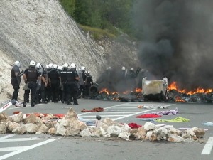 Црна Гора, дан после – тужилаштво покреће кривичне поступке због нереда