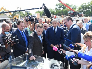 Вучић: Србија добија фабрику вакцина важну за будућност