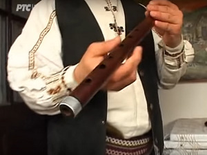  Свирај свирче - дудук 