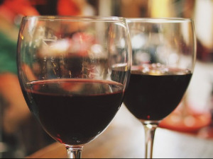 1001 Траг - Дајте вина - Жарко Данчуо