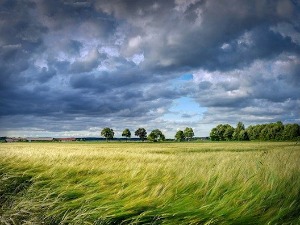 Свеже и облачно – спремите топлију одећу