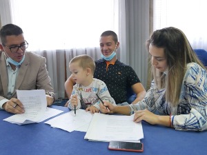 Потписан 81 уговор за доделу сеоских кућа