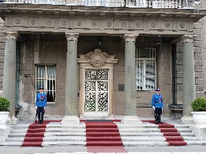 Вучић са амбасадорима Квинте