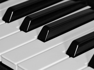 	Свирај свирче - Клавијатуре