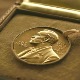Дејвид Џулијус и Ардем Патапутијан добитници Нобелове награде за медицину