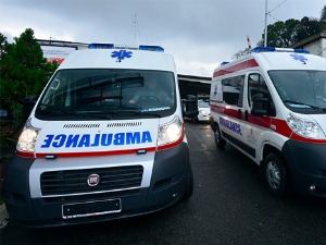 Судар воза и аутомобила на прузи Београд–Бар
