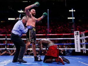 Спектакл у Лас Вегасу припао Фјурију, "краљ цигана" поново нокаутирао Вајлдера!