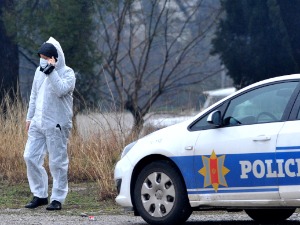 Петњица -  убио супругу, ранио ћерку па извршио самоубиство