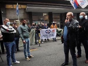 Протест Синдиката радника ЕПС-а, незадовољни стањем у фирми и положајем радника