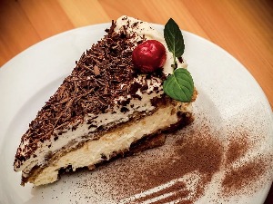 Преминуо „отац тирамисуа“ Адо Кампеол