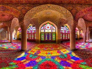 Иранске палате 
