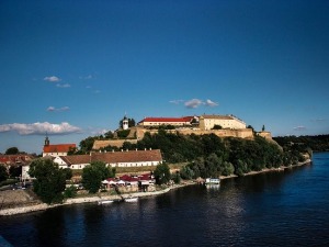 Јутарњи програм из три студија