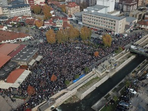 Дан жалости у Новом Пазару, сахрана Муамера Зукорлића