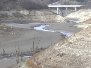 Ниво Завојског језера драстично опао – да ли је приоритет производња струје или екологија