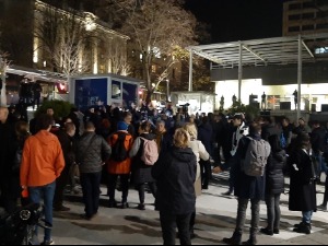 Одржан протест “Мурал мора пасти“ у центру Београда