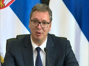 Вучић полазницима Школе за младе лидере: Сањајте велике снове