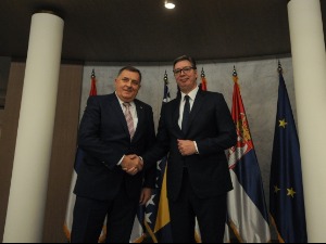 Вучић разговарао са Додиком о региону и заједничким пројектима Србије и РС 
