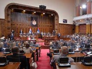 Посланици данас о избору председника судова