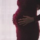 Отворена СОС линија за психолошку помоћ трудницама и мајкама – шта их највише брине