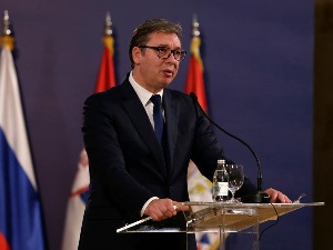 Председник Вучић се у 10 часова обраћа јавности