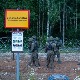 Расту тензије на белоруско-пољској граници, око 200 миграната покушало насилно да пробије ограду