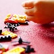 Шта да радите ако дете прогута играчку или неку хемикалију