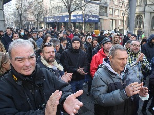 Протест адвоката на Андрићевом венцу