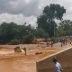 Аутобус слетео у реку у Кенији, најмање 20 мртвих