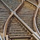Теретни воз налетео на аутомобил у Прешеву, сувозач лакше повређен