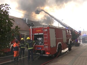 Добровољна ватрогасна друштва, чекајући нова возила