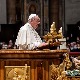 Папа: Ударити жену је увреда за Бога