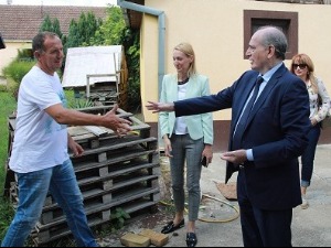 Kркобабић: У наредних пет година поделићемо још 30.000 кућа