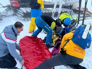 Пронађени скијаши залутали у магли на Поповој Шапки у Северној Македонији