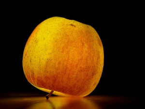 Од злата јабука