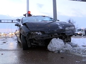 Судар четири возила на Панчевачком путу, један аутомобил потпуно уништен