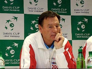 Пилић: Нека их је срамота због односа према Новаку
