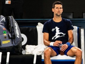 Ђоковић постао већински власник компаније која развија лек против ковида 19