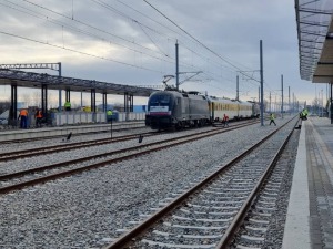 Вучић на тестирању брзе пруге код Инђије, са 181 километар на сат оборен рекорд српске железнице