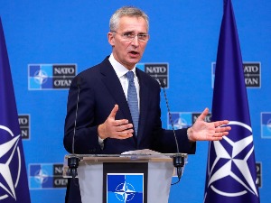 Столтенберг: Украјина није чланица НАТО-а, не планирамо да тамо шаљемо војнике