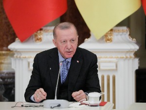 Ердоган: Зеленски пристао на састанак са Путином
