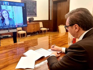 Вучић разговарао са администраторком УСАИД Самантом Пауер