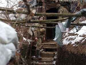 САД сматрају да ће напад Русије почети из ваздуха, Москва понавља да није крива за напетост