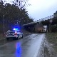 Камион са приколицом заглавио се испод надвожњака код београдског аеродрома
