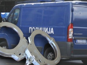 Смедерево, ухапшен због насиља у породици и изазивања пожара