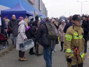 Пола милиона Украјинаца спас од рата тражи у Пољској – хотели и хостели пуни, спава се и у ходницима