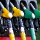 Влада: Нема проблема са снабдевањем нафтним дериватима, неко намерно шири панику