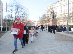 Обрадовић предао кандидатуру за председника Србије